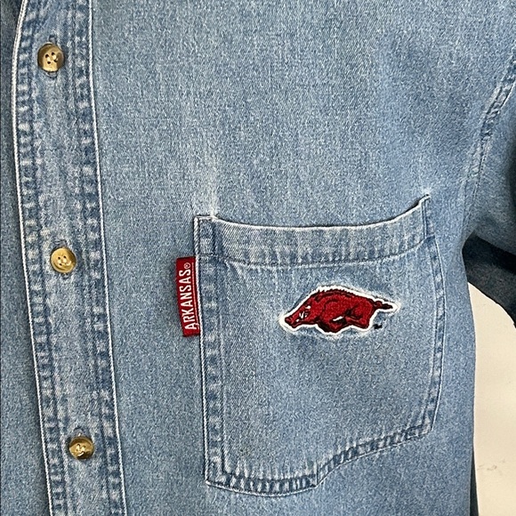Vintage Arkansas Razorback denim button down collar shirt.  L - Picture 4 of 7